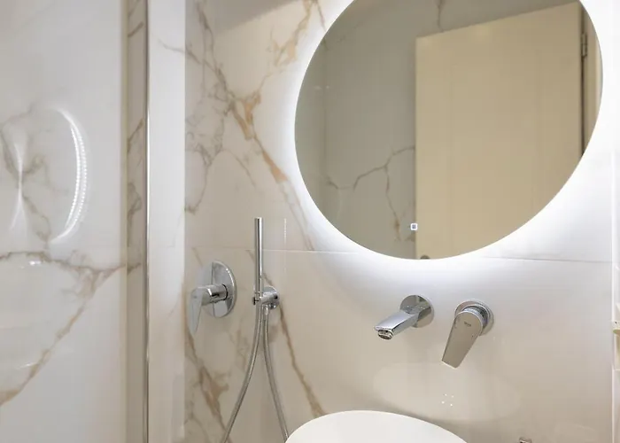 Azure Escape * Karterados (Santorini)