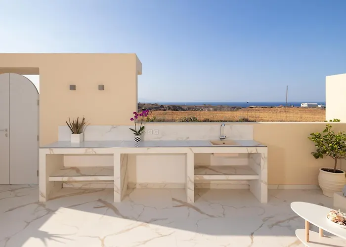 Azure Escape * Karterados (Santorini)